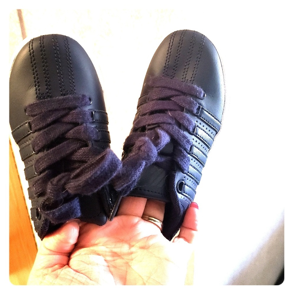 Boys k swiss shoes